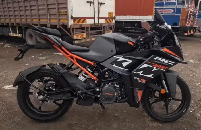 Đè bẹp Yamaha Exciter, ‘vua côn tay’ 200cc mới xịn hơn Honda Winner X về đại lý giá 68 triệu đồng 6 Đè bẹp Yamaha Exciter, ‘vua côn tay’ 200cc mới xịn hơn Honda Winner X về đại lý giá 68 triệu đồng