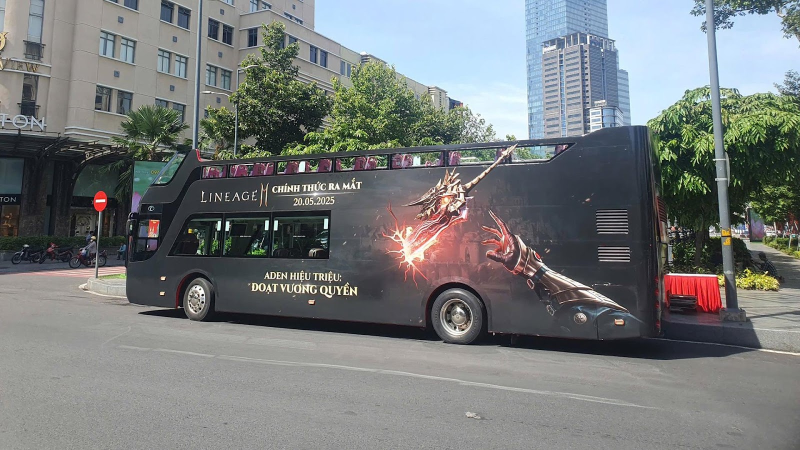 Game thủ bất ngờ với hình ảnh Lineage2M xuất hiện hoành tráng ngoài đời 5 game thu bat ngo voi hinh anh lineage2m xuat hien hoanh trang ngoai doi