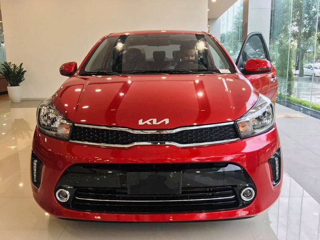 Giá lăn bánh mẫu sedan cỡ B rẻ nhất Việt Nam thấp hơn cả Kia Morning, quyết hạ đo ván Toyota Vios 6 Giá lăn bánh mẫu sedan cỡ B rẻ nhất Việt Nam thấp hơn cả Kia Morning, quyết hạ đo ván Toyota Vios