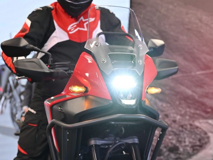 Honda chính thức ra mắt ‘vua côn tay’ mới đỉnh hơn Winner X, trang bị át vía Yamaha Exciter, giá mềm 4 honda chinh thuc ra mat vua con tay moi dinh hon winner x trang bi at via yamaha exciter gia mem