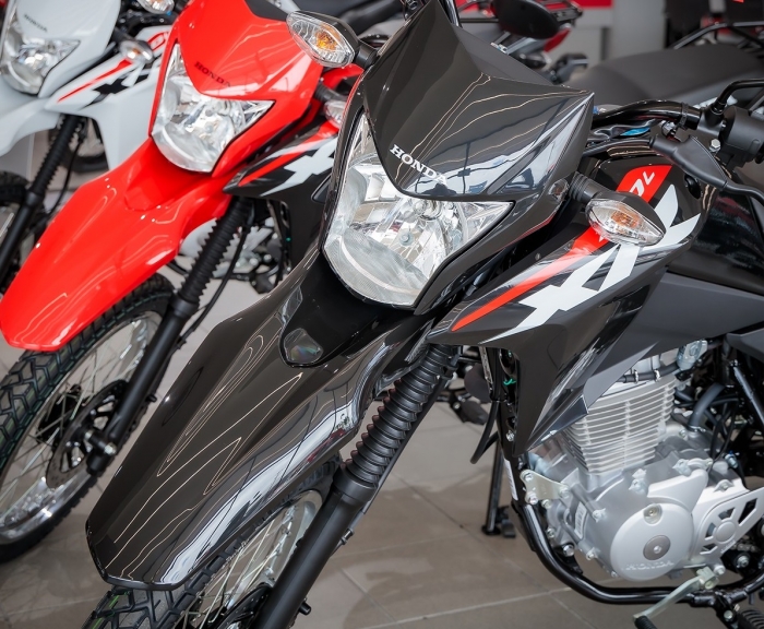 Tin xe máy 25/5: ‘Vua côn tay’ 150cc mới của Honda về đại lý giá 58 triệu đồng, hạ bệ Yamaha Exciter 4 tin xe may 25 5 vua con tay 150cc moi cua honda ve dai ly gia 58 trieu dong ha be yamaha