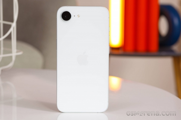 Bảng giá iPhone 16 tháng 7: Rẻ chưa từng thấy với cả 5 phiên bản, đẩy mạnh xả kho đón iPhone 17 4 bang gia iphone 16 thang 7 re chua tung thay voi ca 5 phien ban day manh xa kho don iphone 17