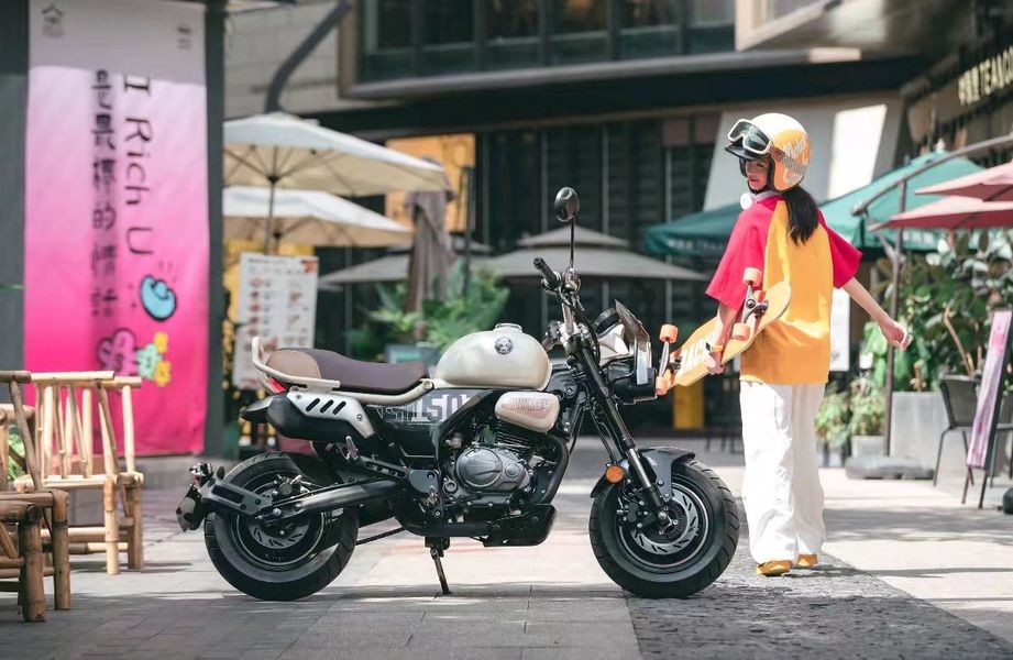 Ra mắt ‘tiểu bá vương’ 150cc giá 37 triệu đồng có ABS 2 kênh ăn đứt Yamaha Exciter và Honda Winner X 5 ra mat tieu ba vuong 150cc gia 37 trieu dong co abs 2 kenh an dut yamaha exciter va honda winner
